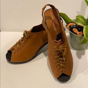 VINTAGE SUEDE CHINESE LAUNDRY LACE UP SANDALS!!
